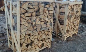 Tvrdé palivo štípané 33 cm v boxu